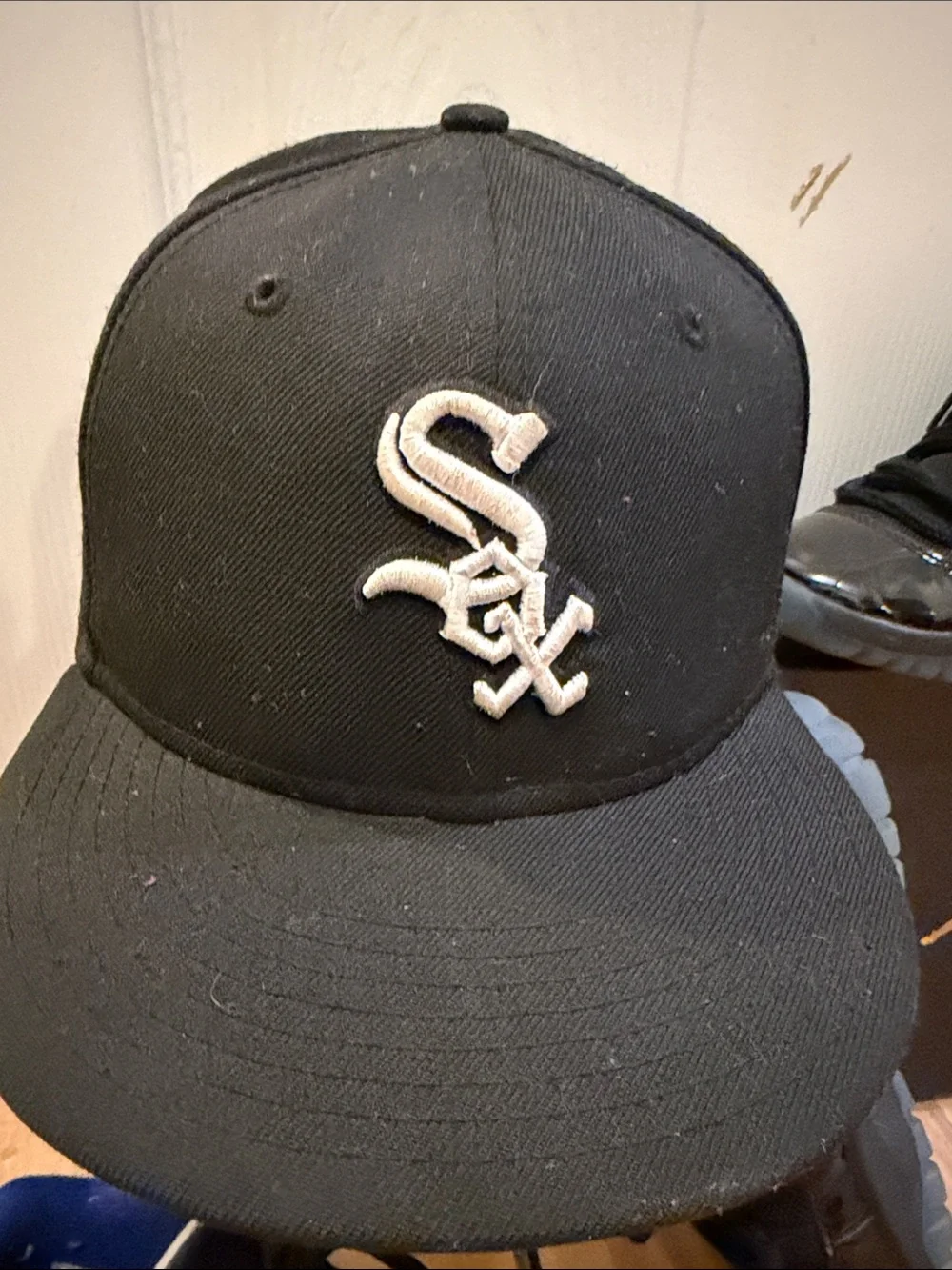white SOX and Jordan bundle size 2 jordan